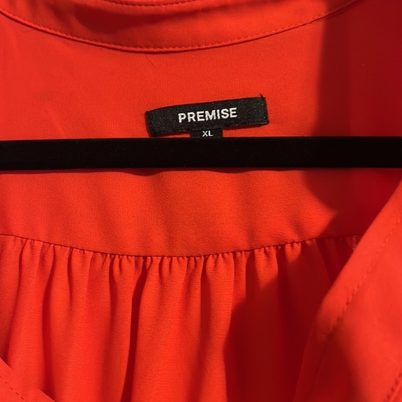 Red blouse - Picture 3 of 5